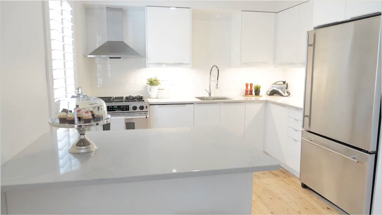 IKEA Kitchen White High Gloss Installed in Mississauga, ON